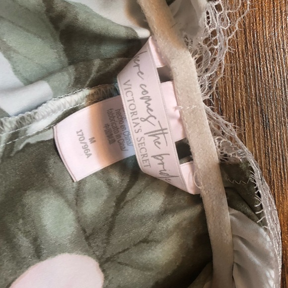 Victoria’s Secret: Bridal Lingerie Romper - Picture 2 of 2